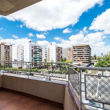 Amplio Piso En Nervion, Excelente Zona De La Ciudad. Apartment Севиля Екстериор снимка