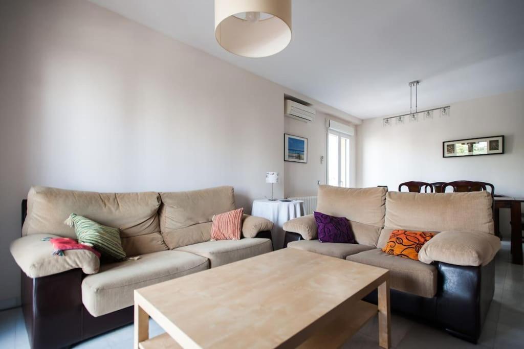 Amplio Piso En Nervion, Excelente Zona De La Ciudad. Apartment Севиля Екстериор снимка