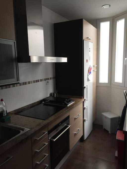 Amplio Piso En Nervion, Excelente Zona De La Ciudad. Apartment Севиля Екстериор снимка