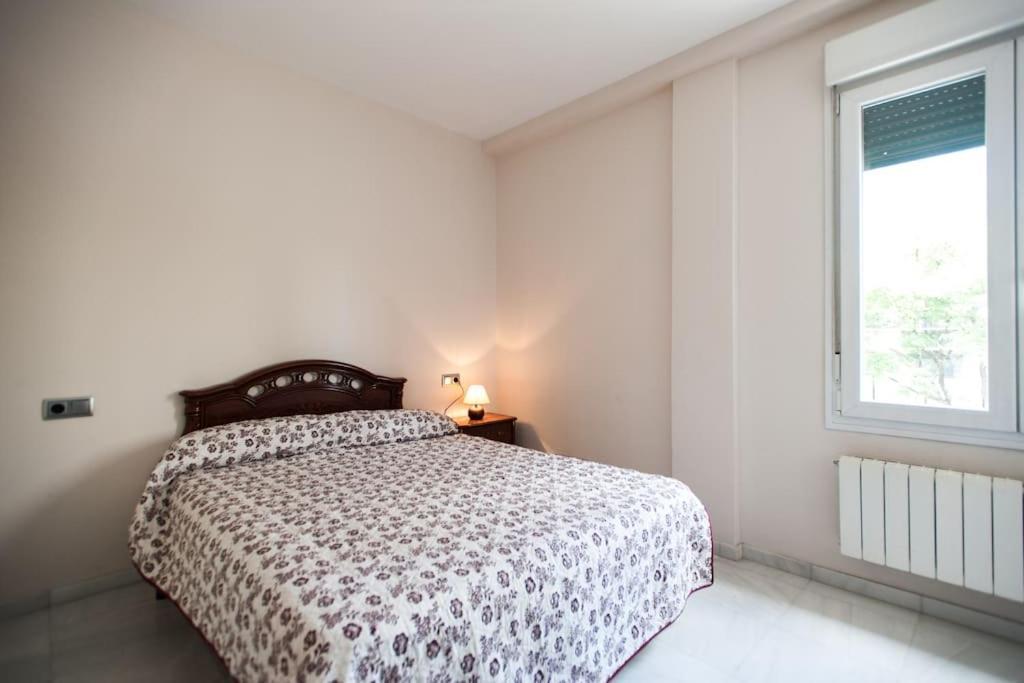Amplio Piso En Nervion, Excelente Zona De La Ciudad. Apartment Севиля Екстериор снимка
