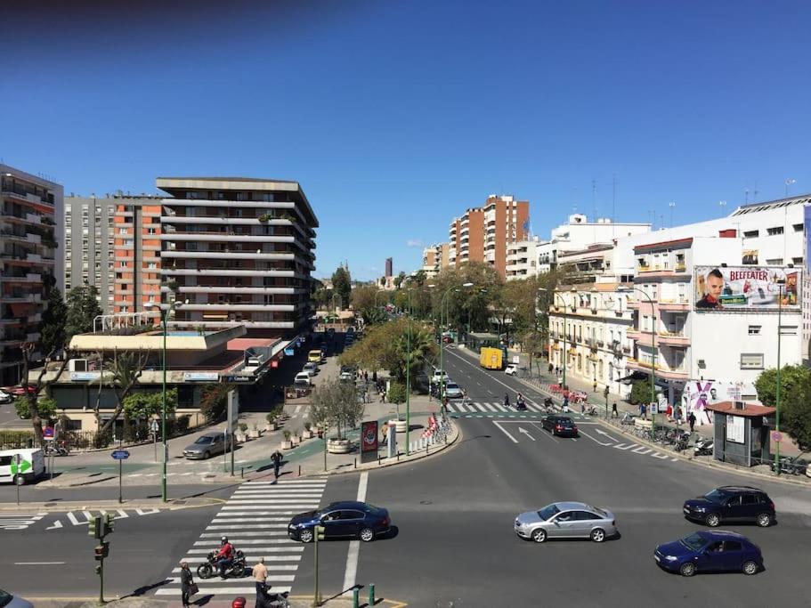 Amplio Piso En Nervion, Excelente Zona De La Ciudad. Apartment Севиля Екстериор снимка